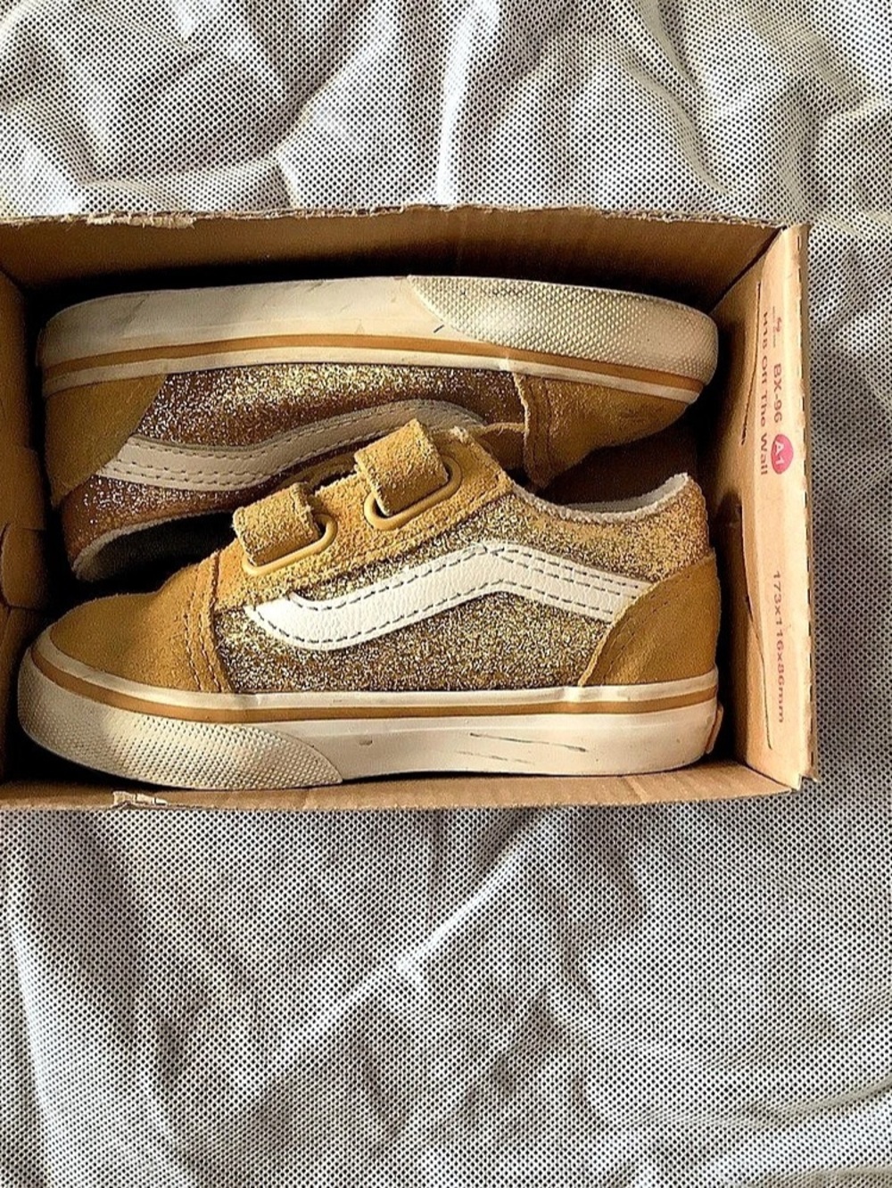 Vans Old Skool V Glitter Toddler Gold Glitter Kids Sneakers Gold & White Girls